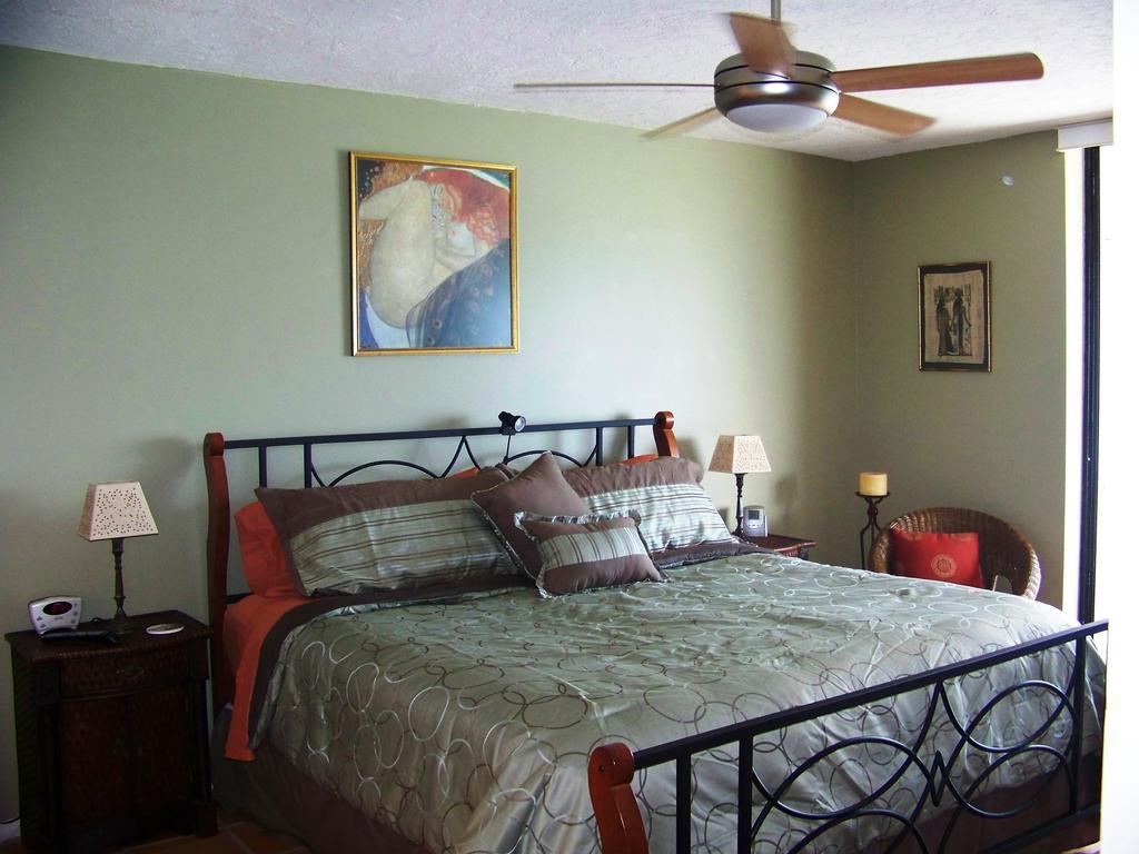 Crescent Beach Club 14C Apartment Clearwater Beach Exterior foto